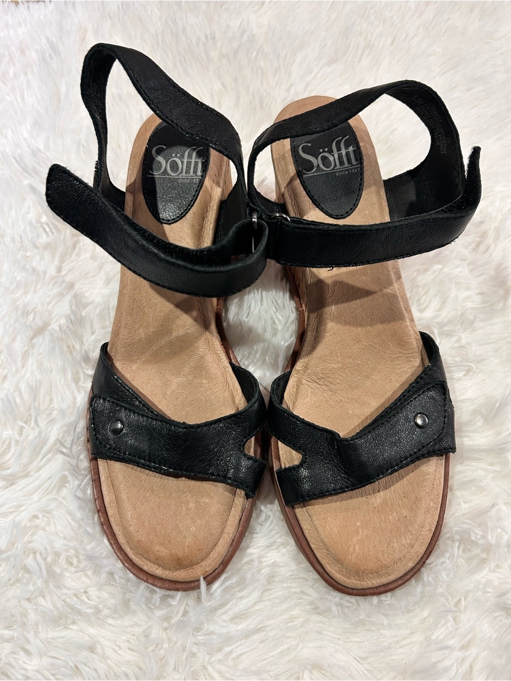 Söfft Black Leather Ankle-Strap Sandals * Like New/ Worn Once*